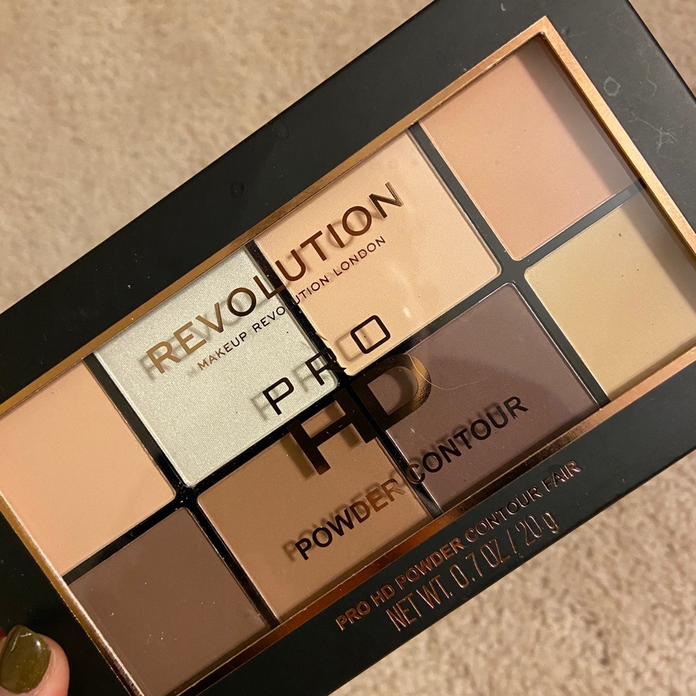 Revolution Pro HD Powder Contour